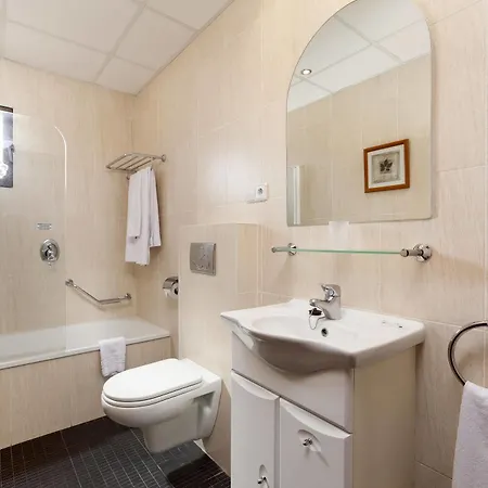 Aparthotel Crown Club La Riviera 3*