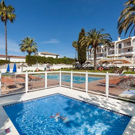 Apartahotel Crown Club La Riviera
