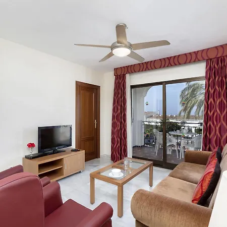 Apartahotel Crown Club La Riviera 3*